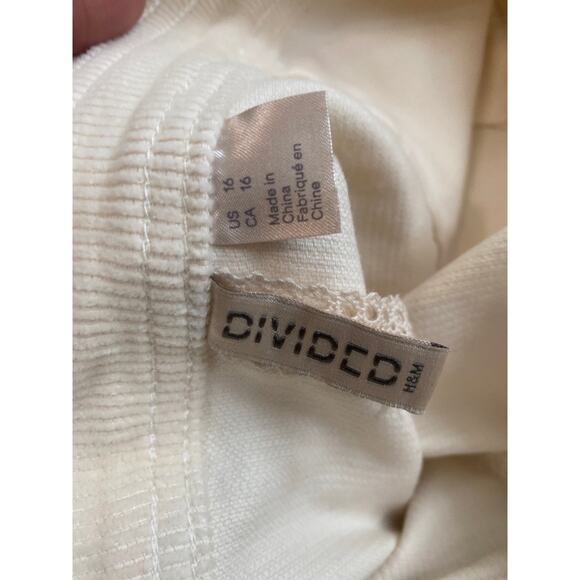 H&M Divided Corduroy Ruffle Cream Overall Dress Women Size 16 Regular - Picture 4 of 5